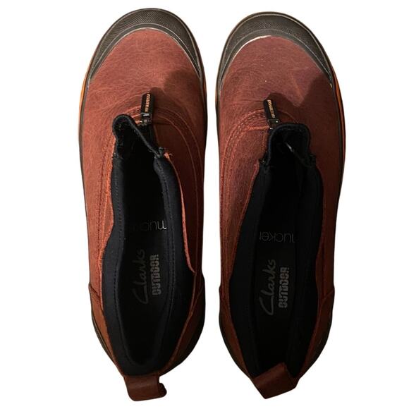 Clarks "Muckers" Women Shoe, Waterproof, Thinsulate, 8M, Red/Black, Rubber Sole - Picture 2 of 12